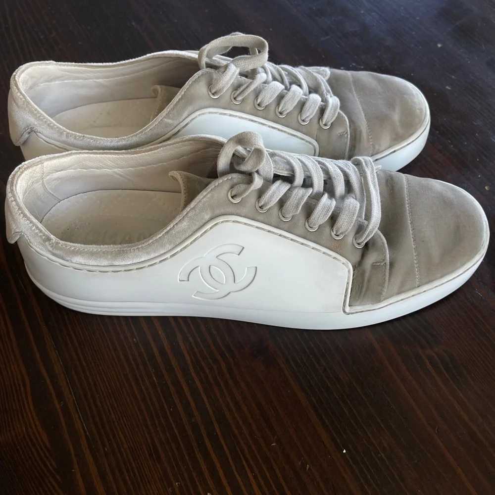 Chanel size 40 (US10) sneakers - Picture 5 of 6